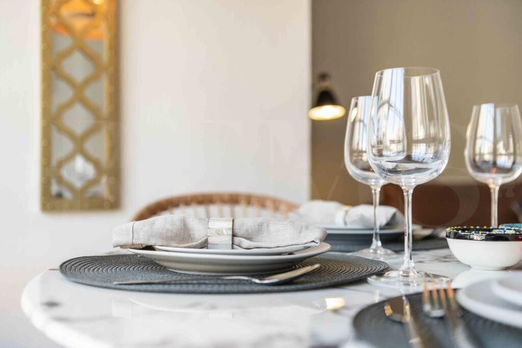 Spacious & Authentic Apartment By Rems Malaga Exterior photo